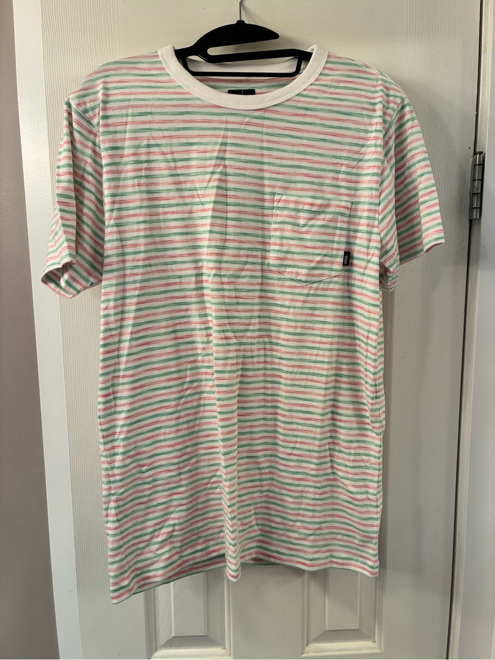 Vans pocket tee shirt NWT